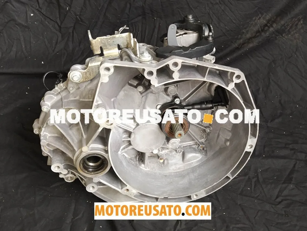 Cambio Ford C-Max III T1DA Focus III AV6R-7002-GG T1DA