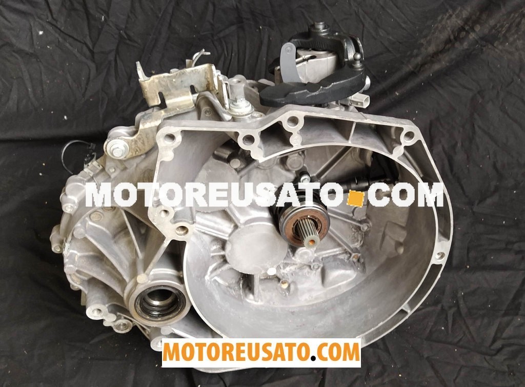 Cambio Ford C-Max III T1DA Focus III AV6R-7002-GG T1DA