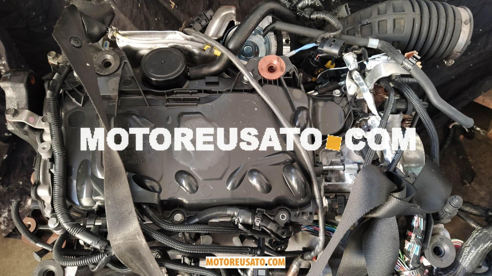 Nissan Motore M9R G 832