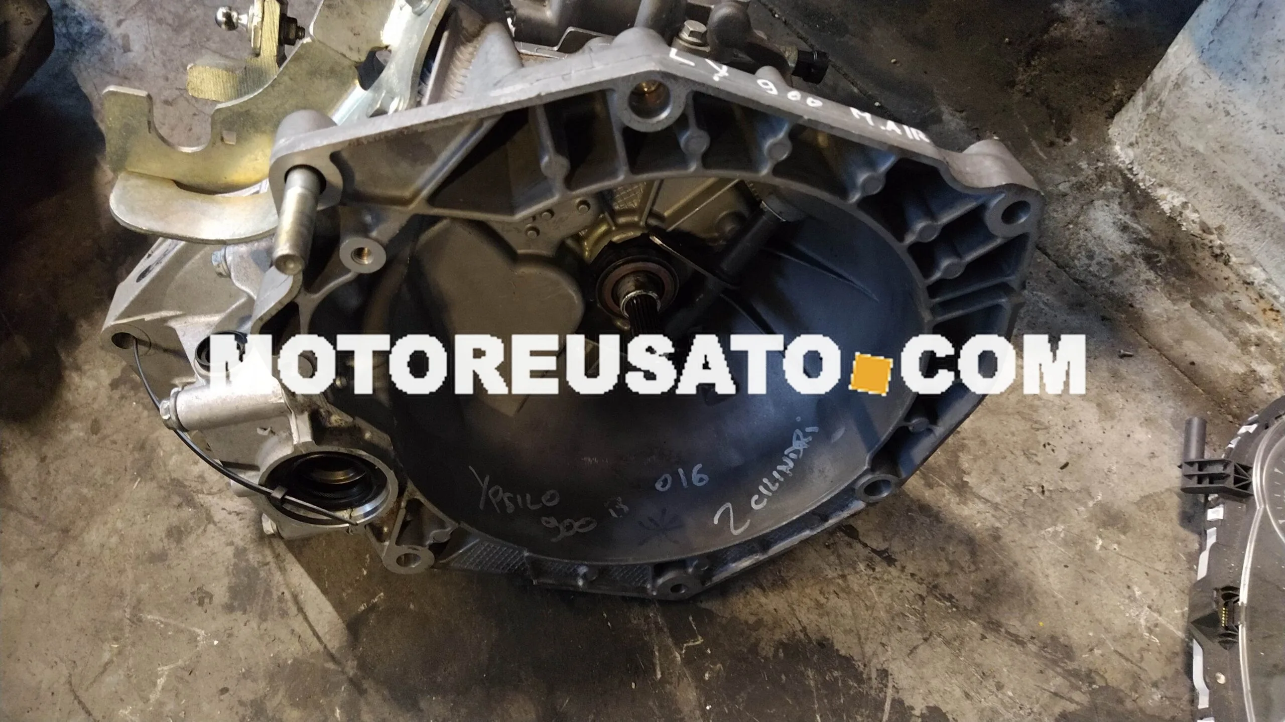 Cambio Lancia Y 900air