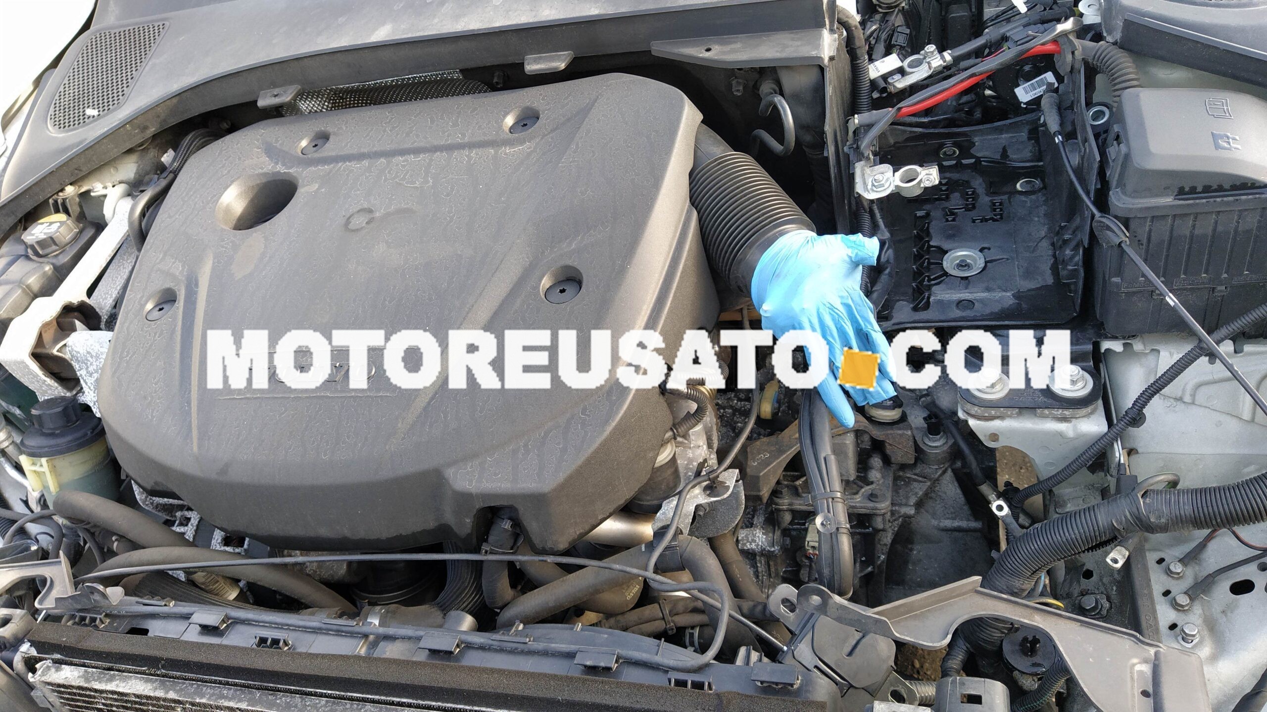 motore Volvo XC60 tipo D4204T4